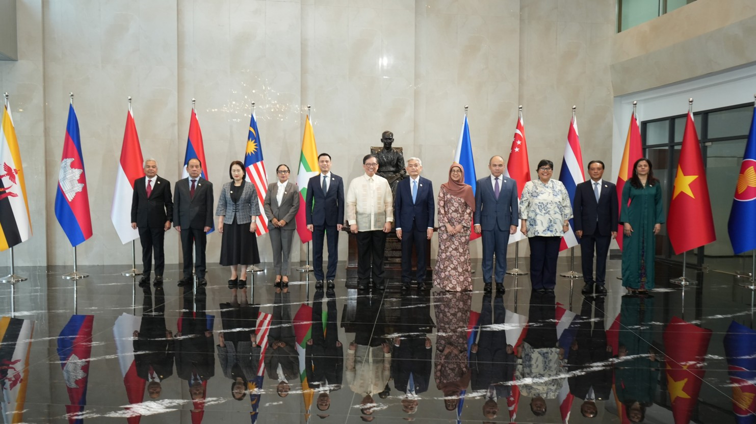 ASEAN SOM: Tăng cường đoàn kết, vượt qua thách thức